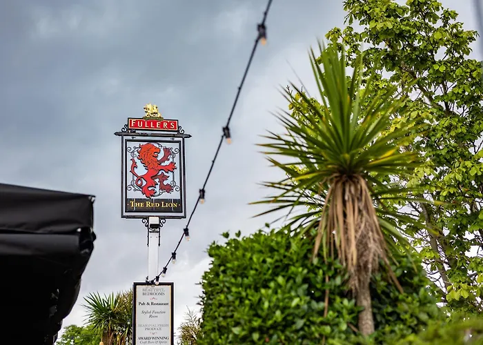 The Red Lion Hotel