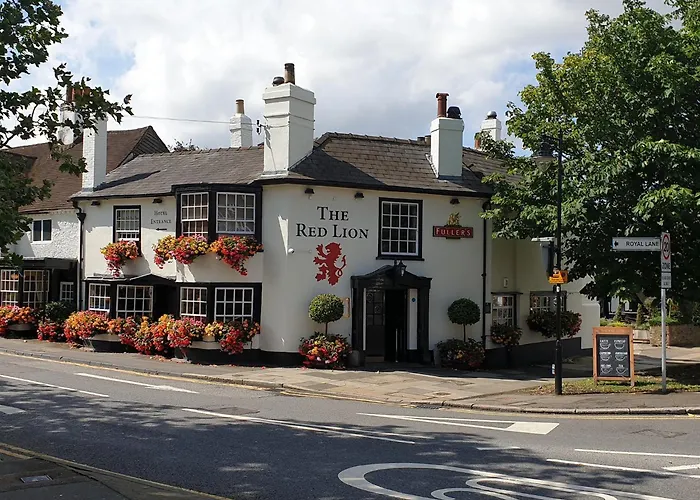 The Red Lion Hotel