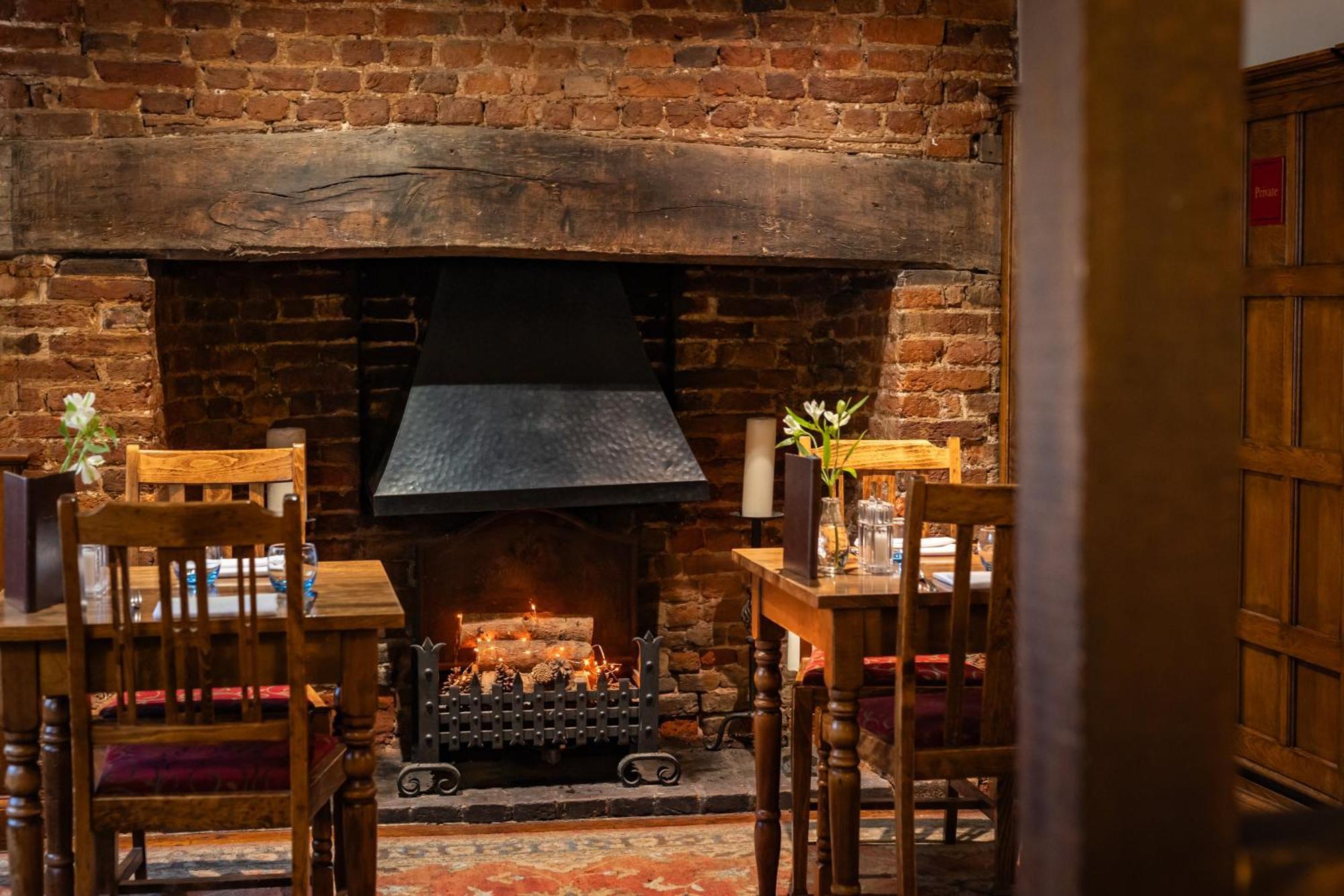 Hotel The Red Lion 3*
