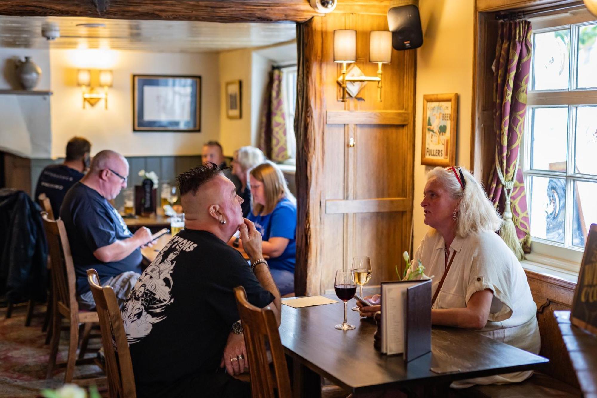 The Red Lion Hotel 3*