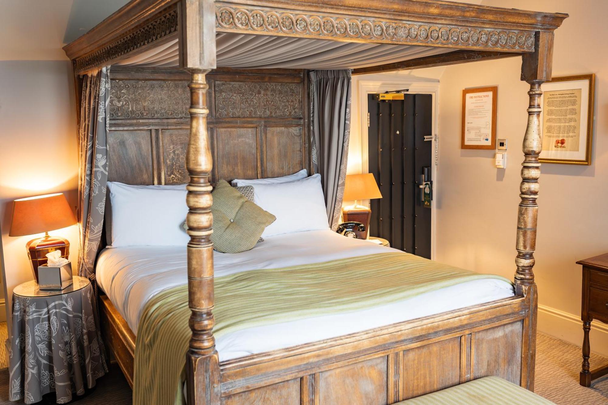 The Red Lion Hotel Hillingdon