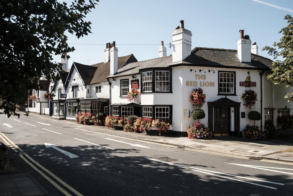 The Red Lion Hotel 3*